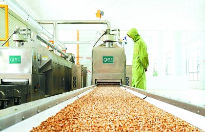 全面小康 一起幸福 | 上海援疆 以农产品深加工为引擎，开启乡村振兴新篇章